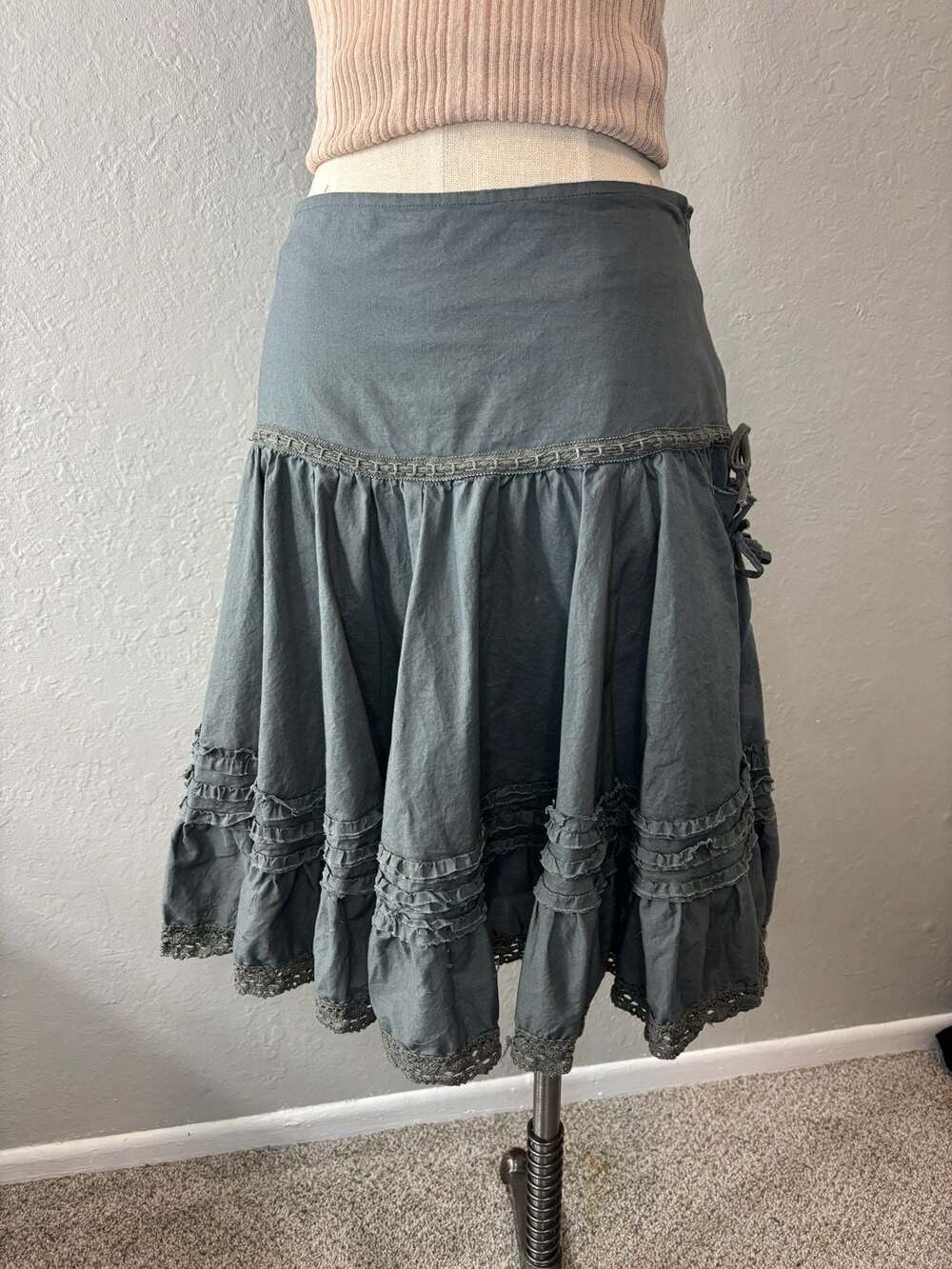 Ing.com Women's Gray Cotton Ruffled Lace Trim Skirt Size M